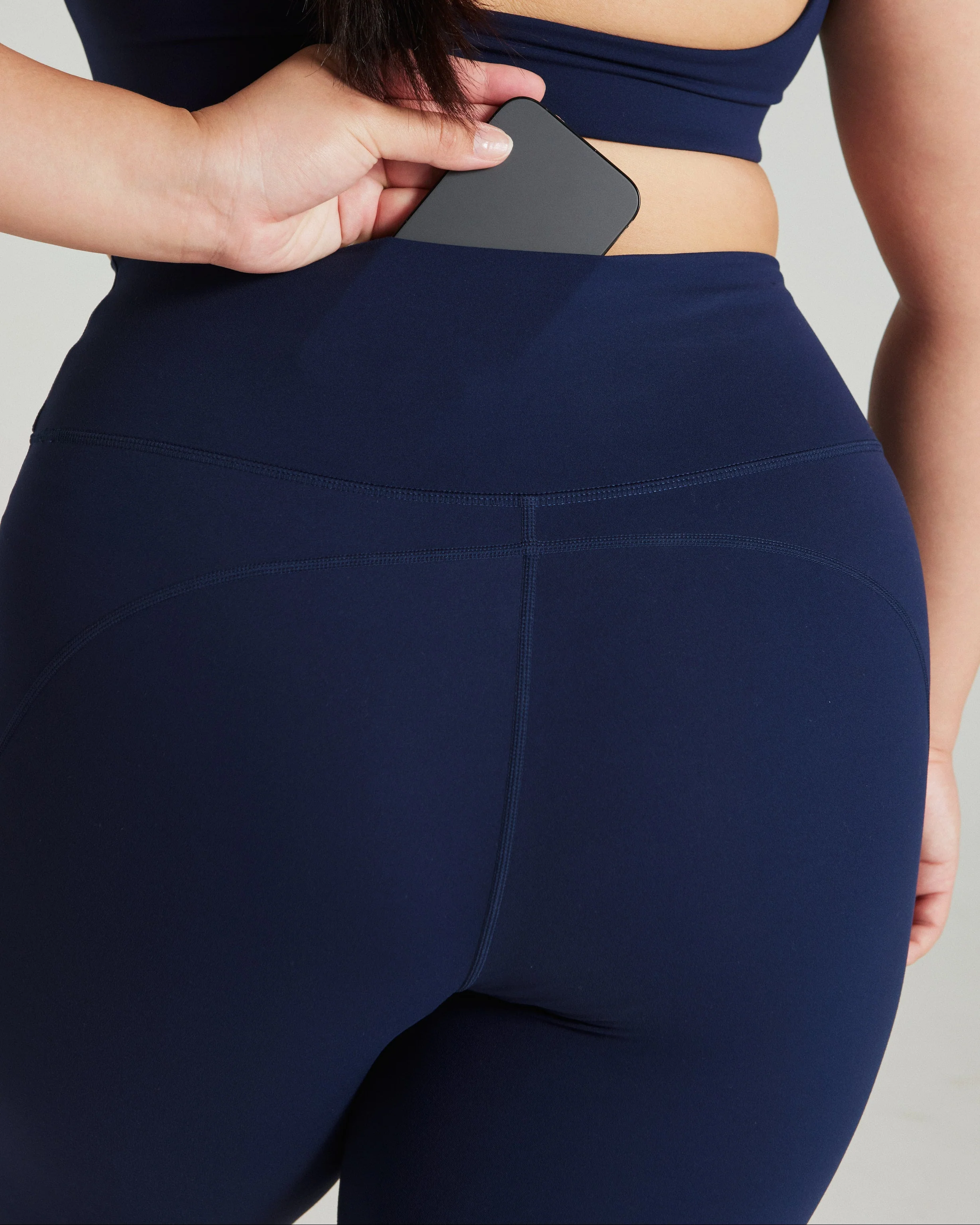 Contour Classic Leggings (Full 24") in Dive - Image 4