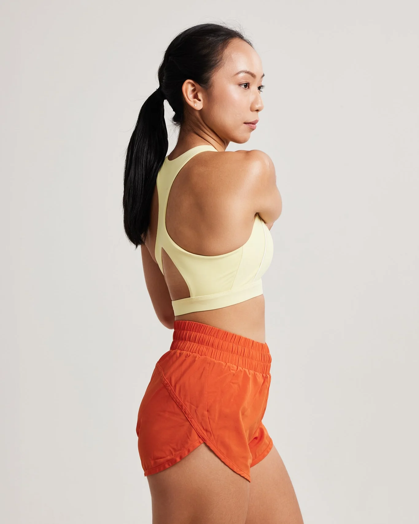 Contour High Neck Bra in Early Bird - Image 3