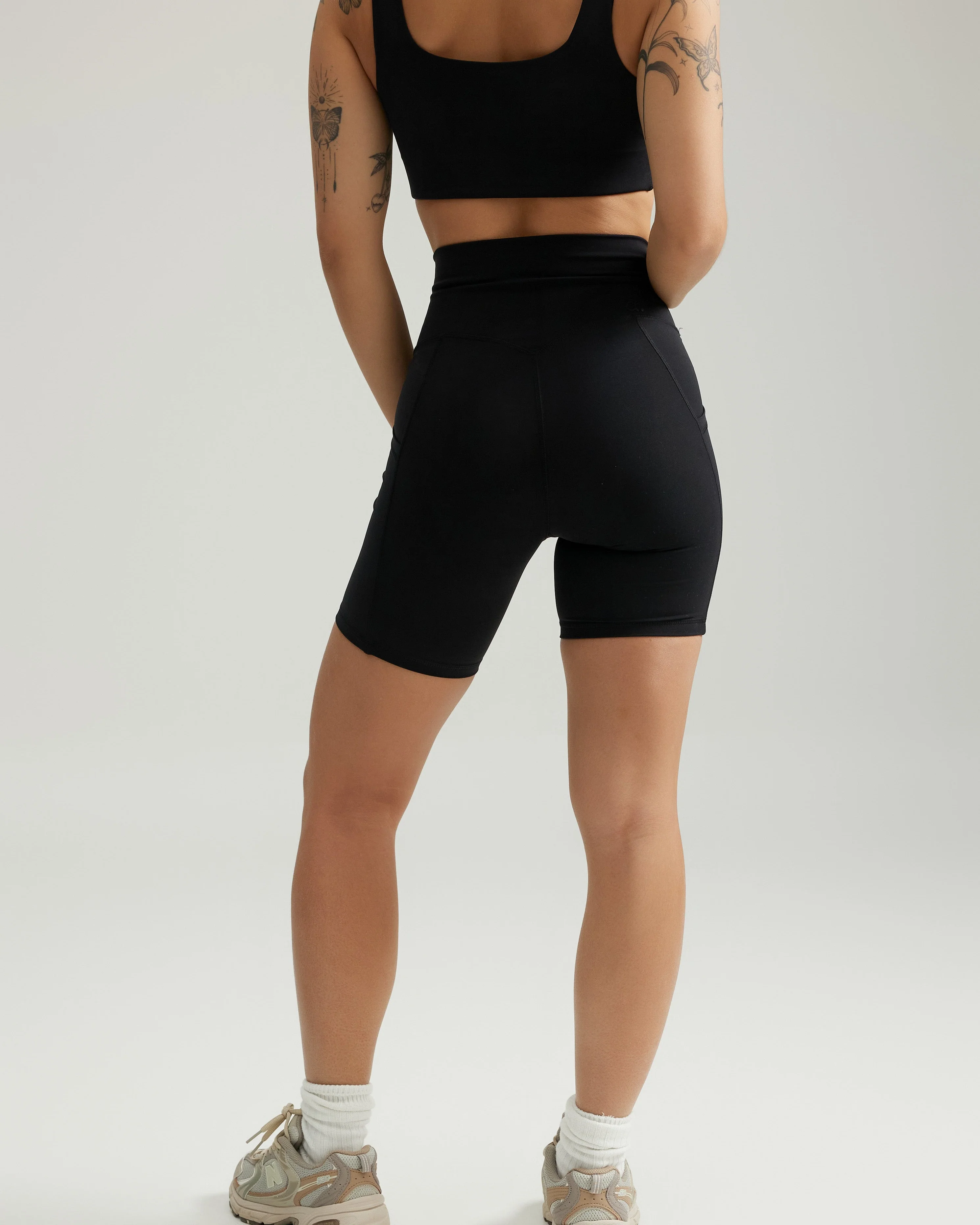 Pocket Shorts (Biker 6") in Black Sesame - Image 3