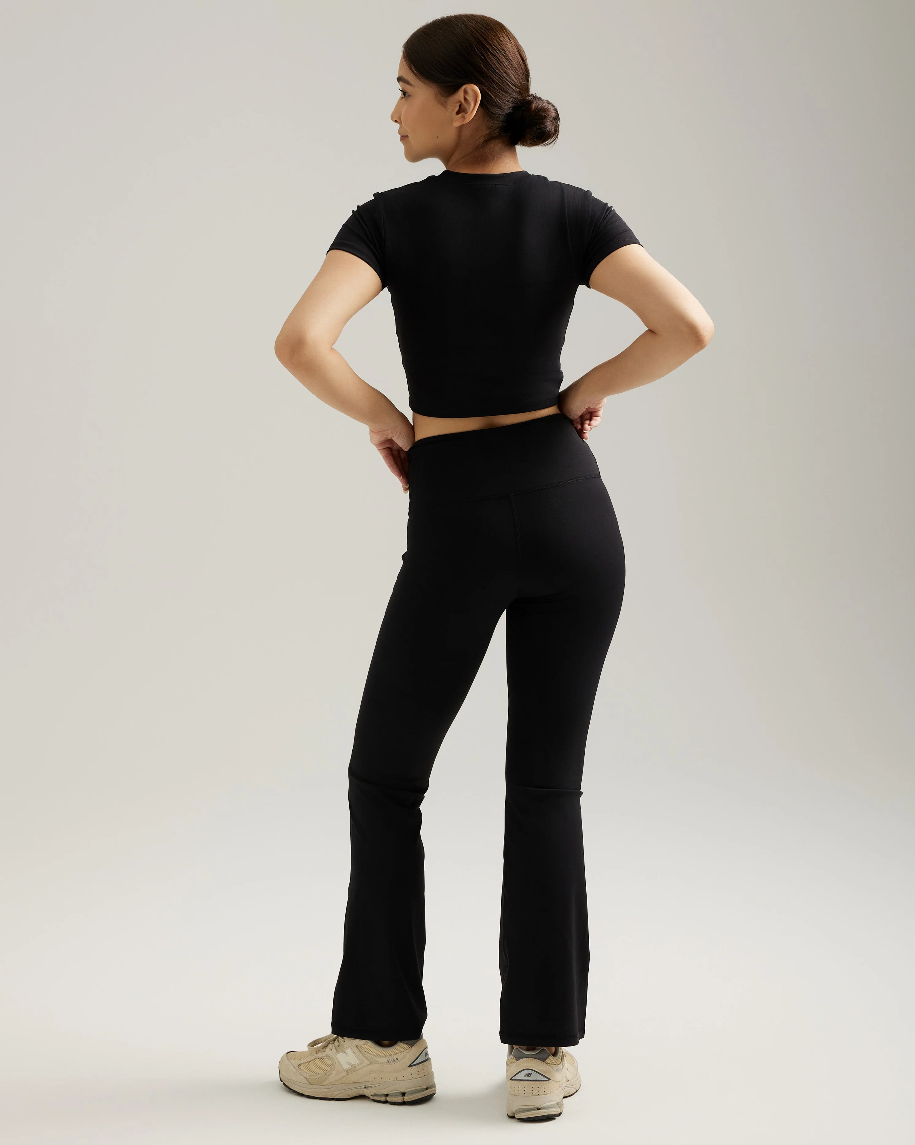 Short Sleeve Crop in Black Sesame - Image 4